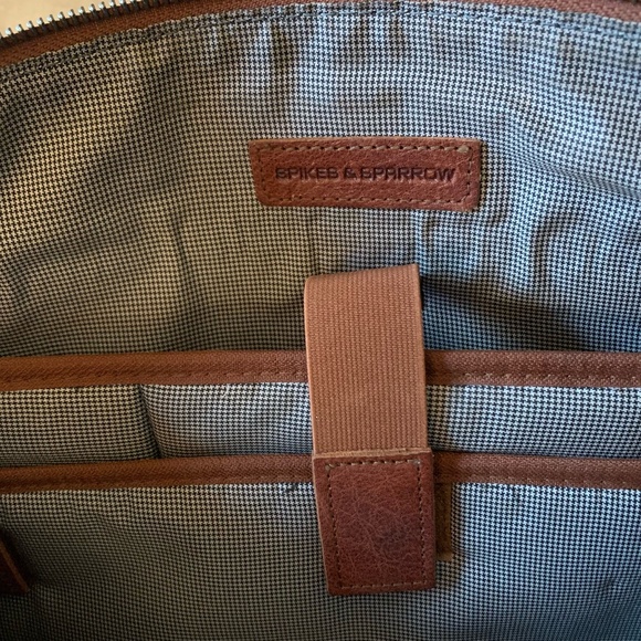 Spikes & Sparrow genuine leather laptop bag/tote - Picture 7 of 8